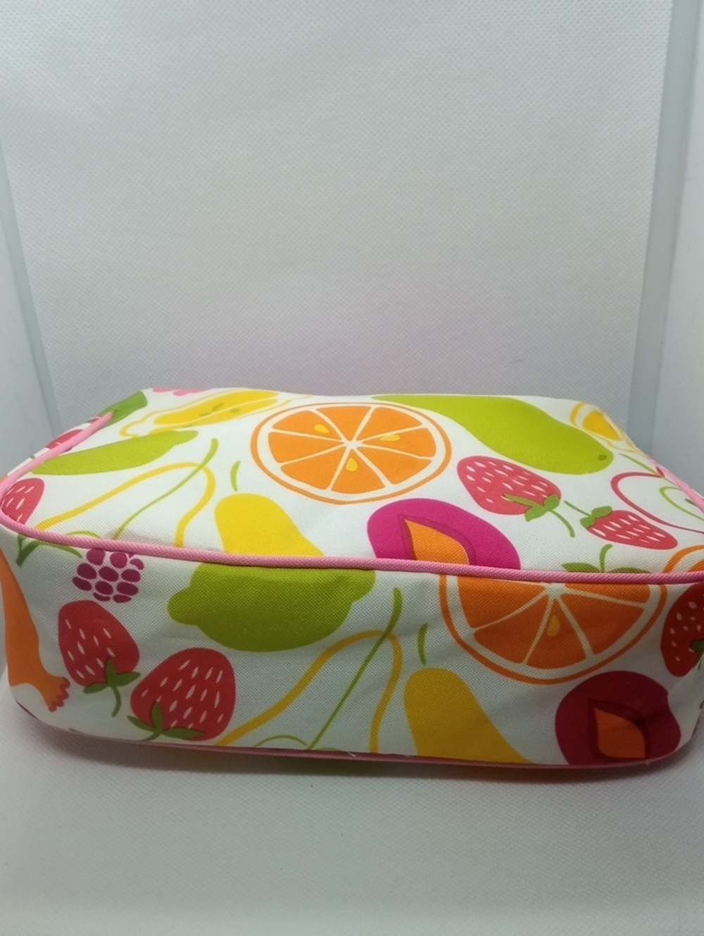 CLINIQUE SUMMER MAKEUP BAG - Picture 5 of 7